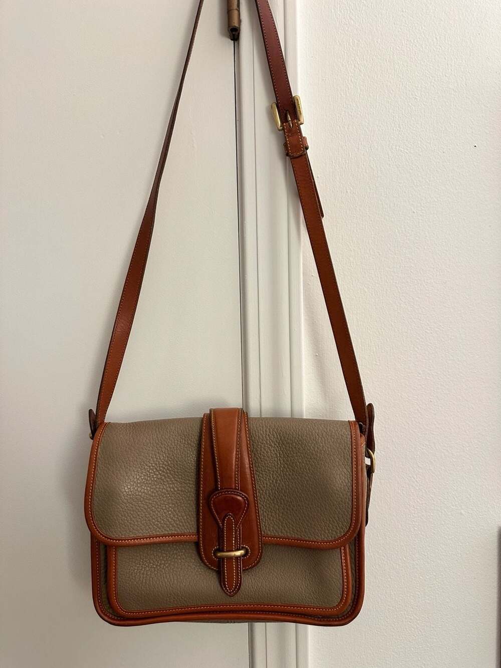 Vintage Dooney & Bourke Leather Bag
